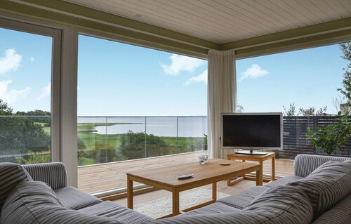 Lovely home in Skibby with WiFi