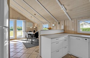 Dining - 3 bedroom amazing home in Haderslev (Haderslev)