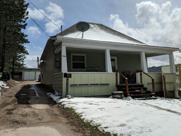 Exterior - Privacy galore!  House by Homestake Mine (Lead)
