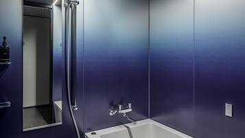 Premier King Room | Bathroom | Free toiletries, hair dryer, slippers, electronic bidet