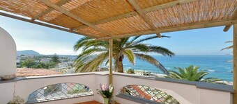 Eremo di Montevergine: Galatea, with private terrace and astonishing panoramic view