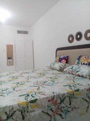 Bügeleisen/Bügelbrett, kostenloses WLAN, Bettwäsche, Rollstuhlgeeignet