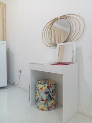 Interior - Studio Apartment,Fully Furnished, Serviced,Home away Home @Abu Dhabi City Center (Abu Dhabi)