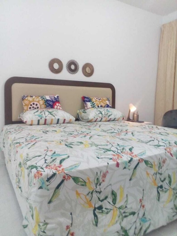 Iron/ironing board, free WiFi, bed sheets, wheelchair access - Studio Apartment,Fully Furnished, Serviced,Home away Home @Abu Dhabi City Center (Abu Dhabi)