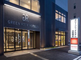 Fachada del alojamiento - Noche