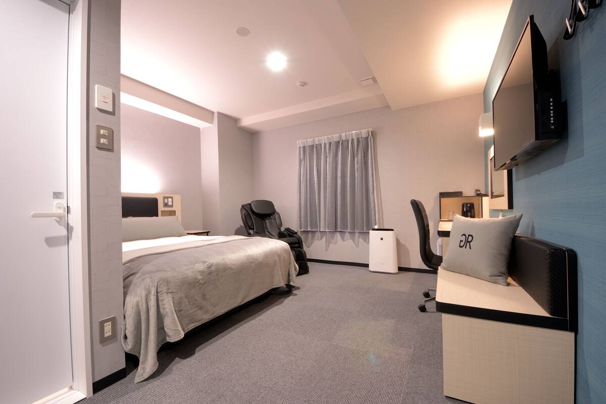 down duvets, desk, laptop workspace, blackout curtains