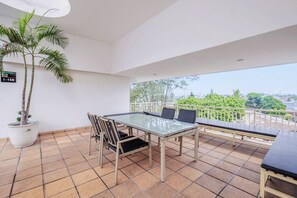 Interior detail - Collection O 818 Micasa Residence (Bandung)