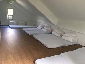 Habitació econòmica, no fumadors | Habitacions insonoritzades, llits addicionals i wifi gratuïta 