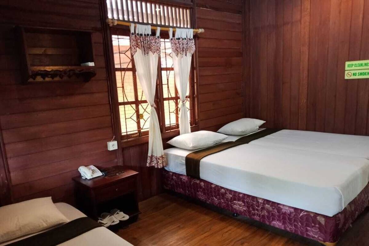 Superior Triple Room | Blackout curtains, rollaway beds, free WiFi, bed sheets