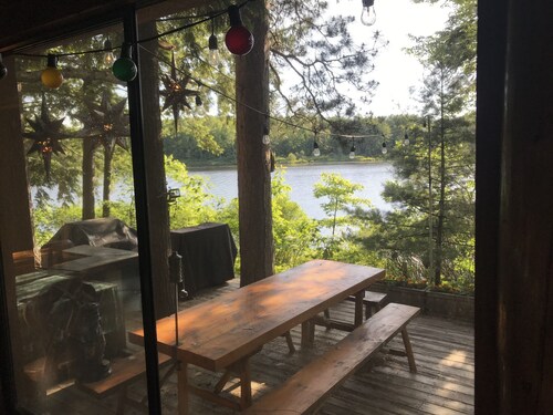 Private spacious lakefront pet friendly lodge on 300 acres,swim hike fish relax!