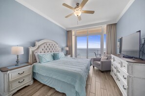 3 slaapkamers, een strijkplank/strijkijzer, gratis wifi, beddengoed