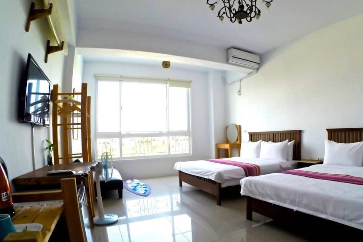 Standard Quadruple Room | Blackout drapes, free WiFi, bed sheets