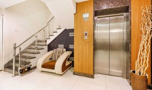 LED TV, fireplace - The Mount City (Chennai)