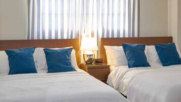 3 Schlafzimmer, hochwertige Bettwaren, Zimmersafe, Schreibtisch