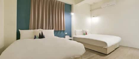 Desk, blackout drapes, soundproofing, free WiFi