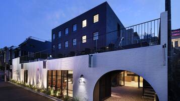 Front of property - evening/night