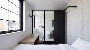 Desk, laptop workspace, free WiFi, bed sheets