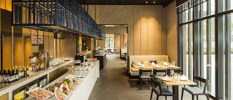 Desayuno buffet diario (CNY 88 por persona)