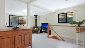 House, 3 Bedrooms | Living area - Quandamooka Beach House (Raceview)