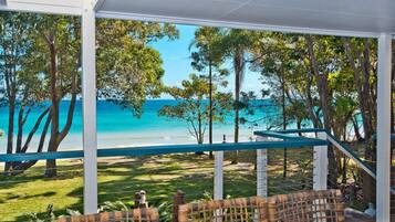 House, 5 Bedrooms | Balcony view