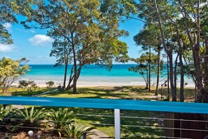 House, 5 Bedrooms | Balcony view