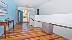 House, 4 Bedrooms | Living area | Plasma TV, DVD player