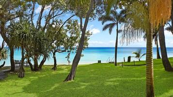Family House, 6 Bedrooms | Beach/ocean view