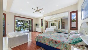 Family House, 6 Bedrooms - Omaroo (Cowan Cowan)