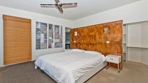 House, 5 Bedrooms