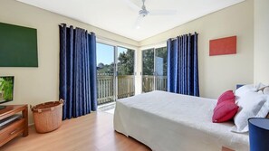 3 bedrooms, iron/ironing board - Tangalooma Moreton Getaway (Moreton Island)