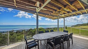 House, 3 Bedrooms | Balkoni