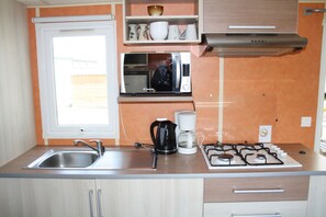 Mobile Unterkunft, 2 Schlafzimmer | Eigene Küche