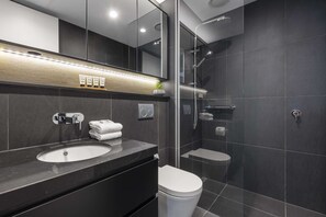 In-room safe, blackout curtains, iron/ironing board, cots/infant beds - Avani Melbourne Box Hill Residences (Box Hill)