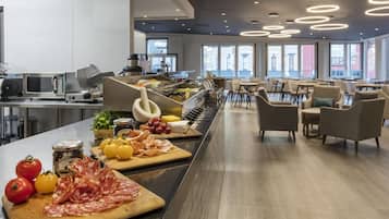 Breakfast, lunch and dinner served