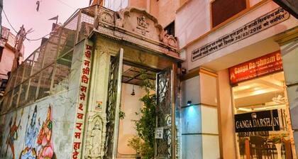 Ganga Darshanam Guest House