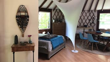 1 bedroom, free WiFi, bed sheets