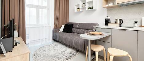 Junior Apartment | 1 bedroom, desk, blackout curtains, iron/ironing board