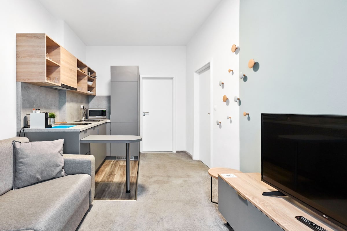 Junior appartement | 1 slaapkamer, een bureau, verduisterende gordijnen