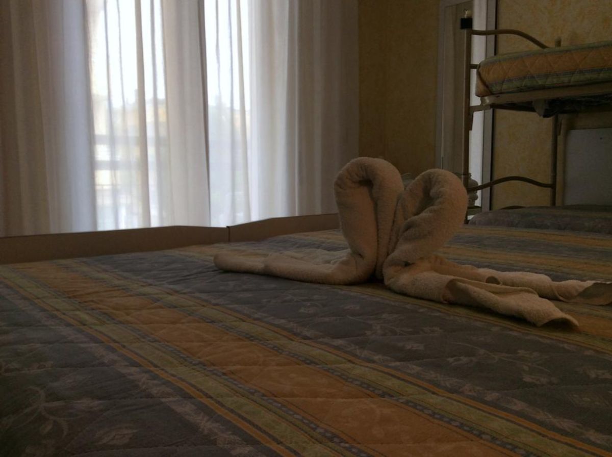 Free WiFi, bed sheets