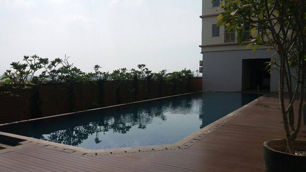 Kolam renang outdoor