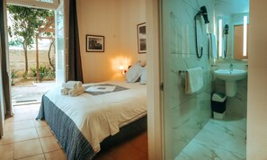 Double Room, Patio | Premium bedding, individually decorated, individually furnished - The Maltese Sun (Sliema)