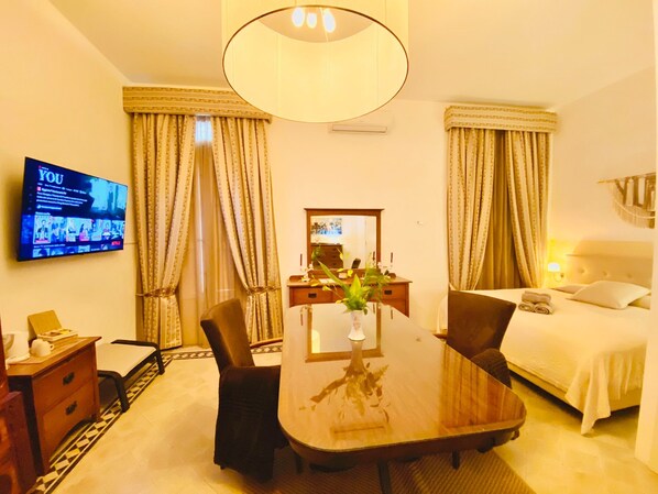 Executive-rum | Sängtillbehör av högsta kvalitet, individuell inredning och unika möbler