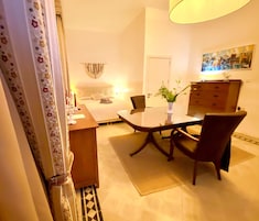 Habitación ejecutiva | Ropa de cama de alta calidad y decoración individual