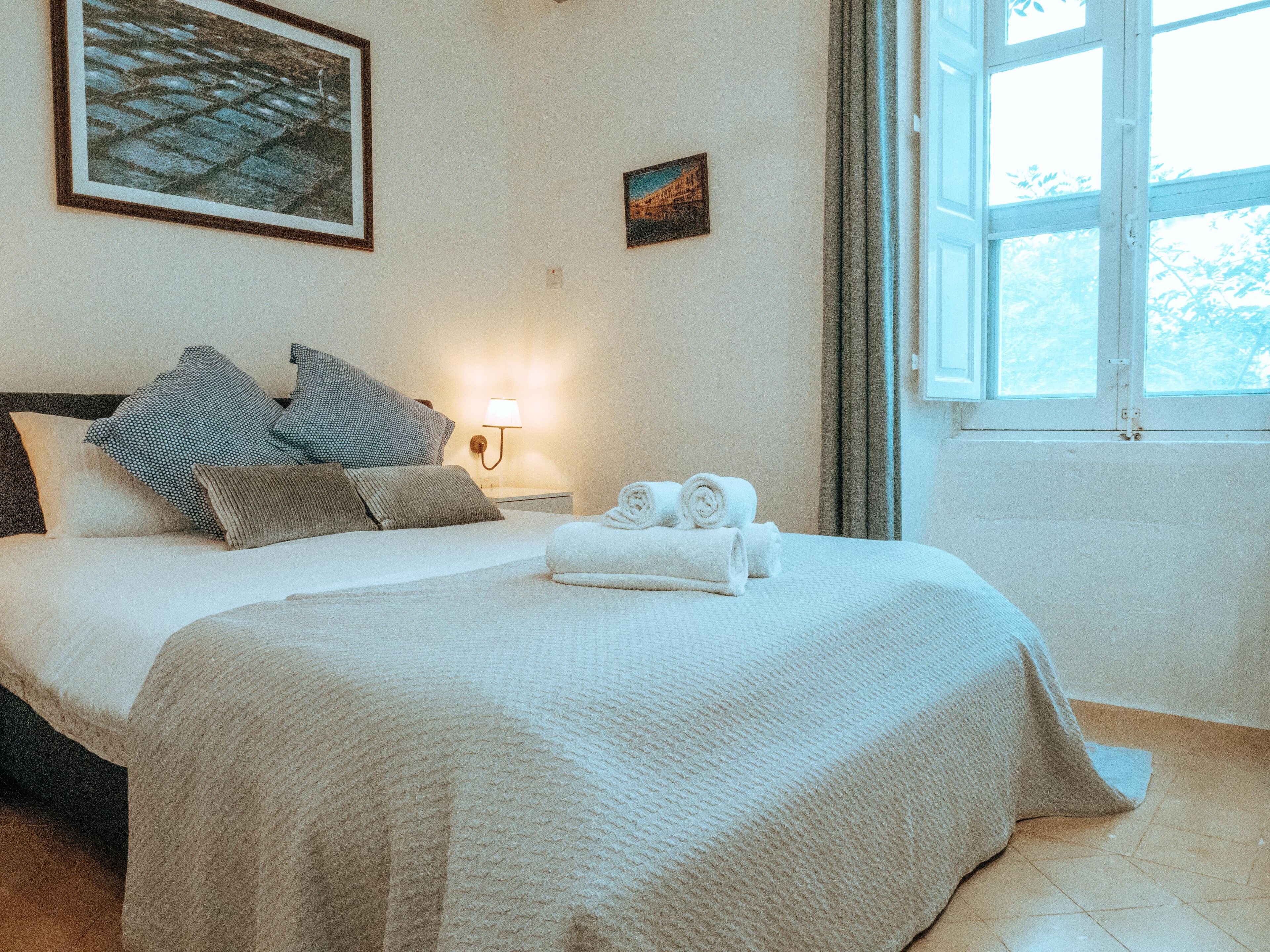 Foto - The Maltese Sun