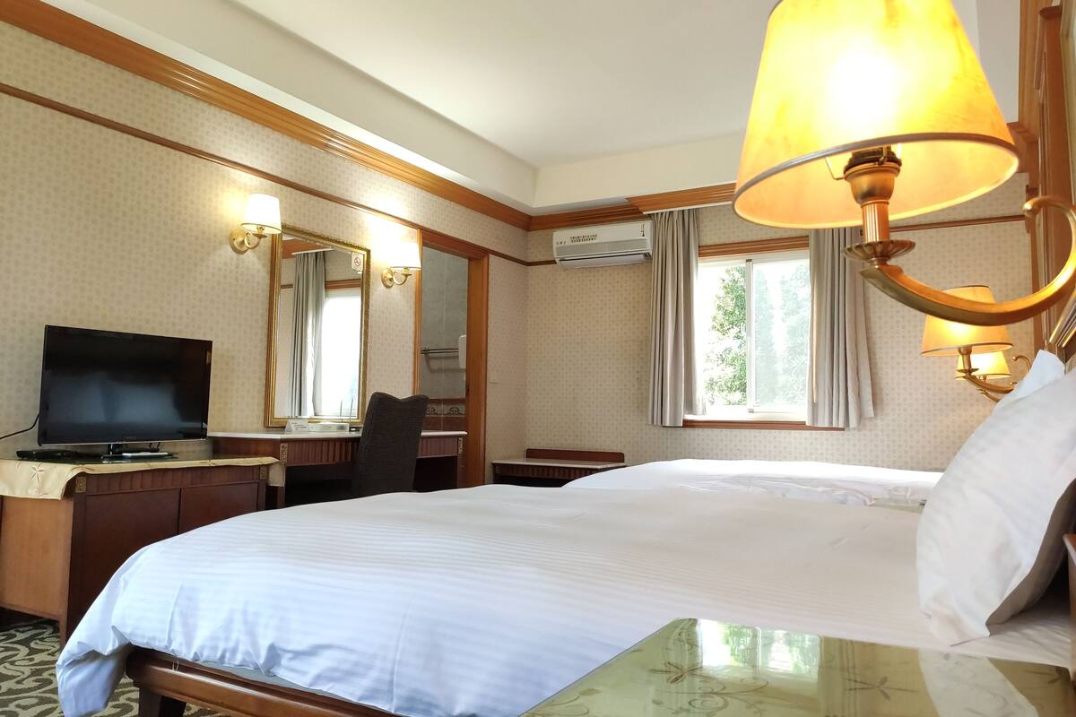 desk, blackout curtains, free wifi, bed sheets