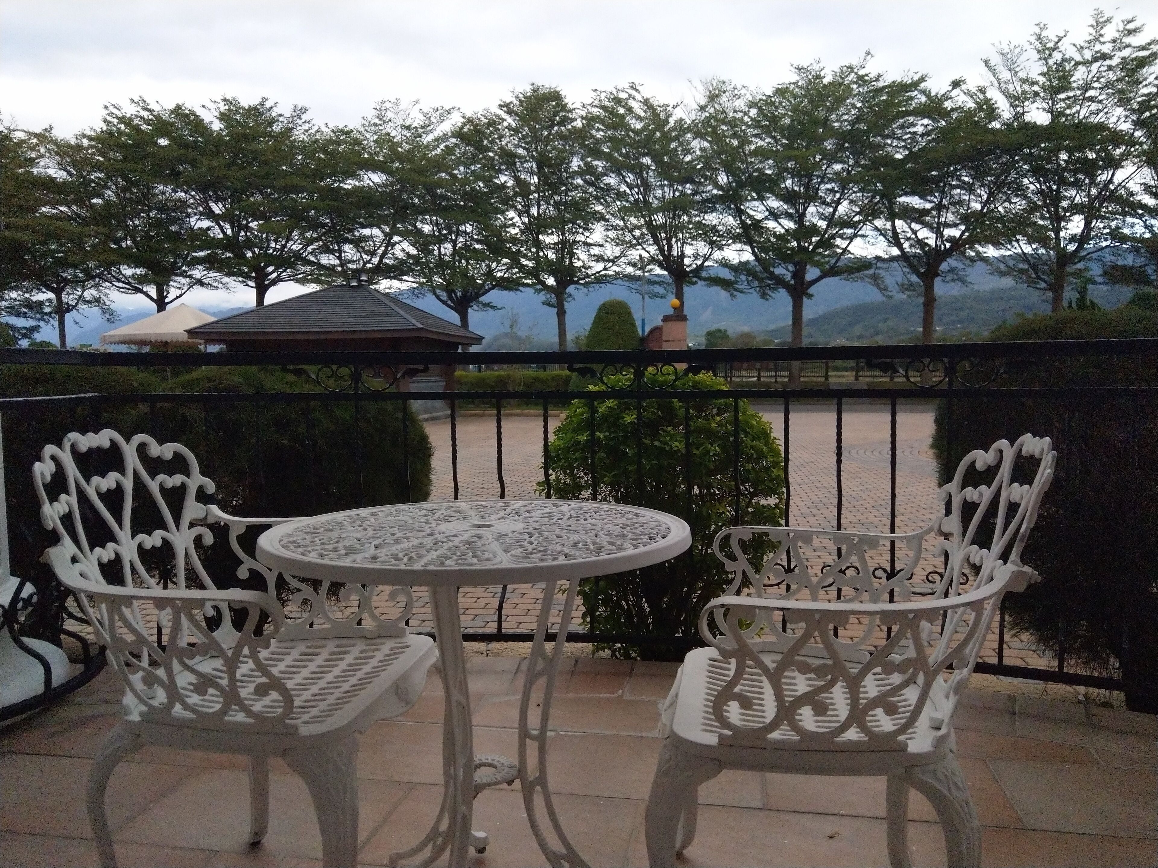 elite double room | desk, blackout curtains, free wifi, bed sheets