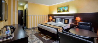 Landmark Hotel