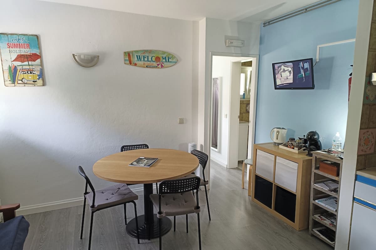 Superior Room | 1 bedroom, individually decorated, iron/ironing board, free WiFi