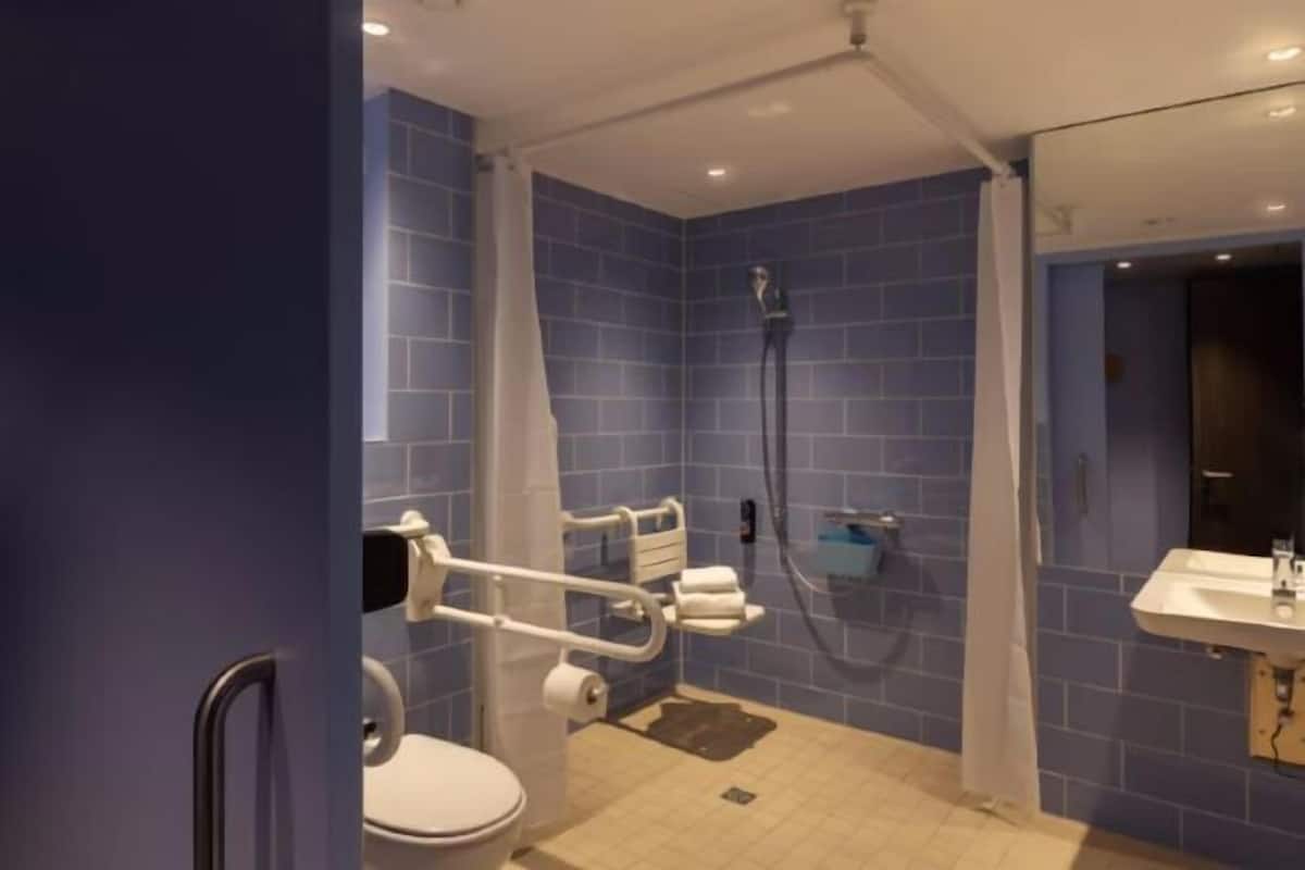 Bathroom | Shower, free toiletries, hair dryer, towels