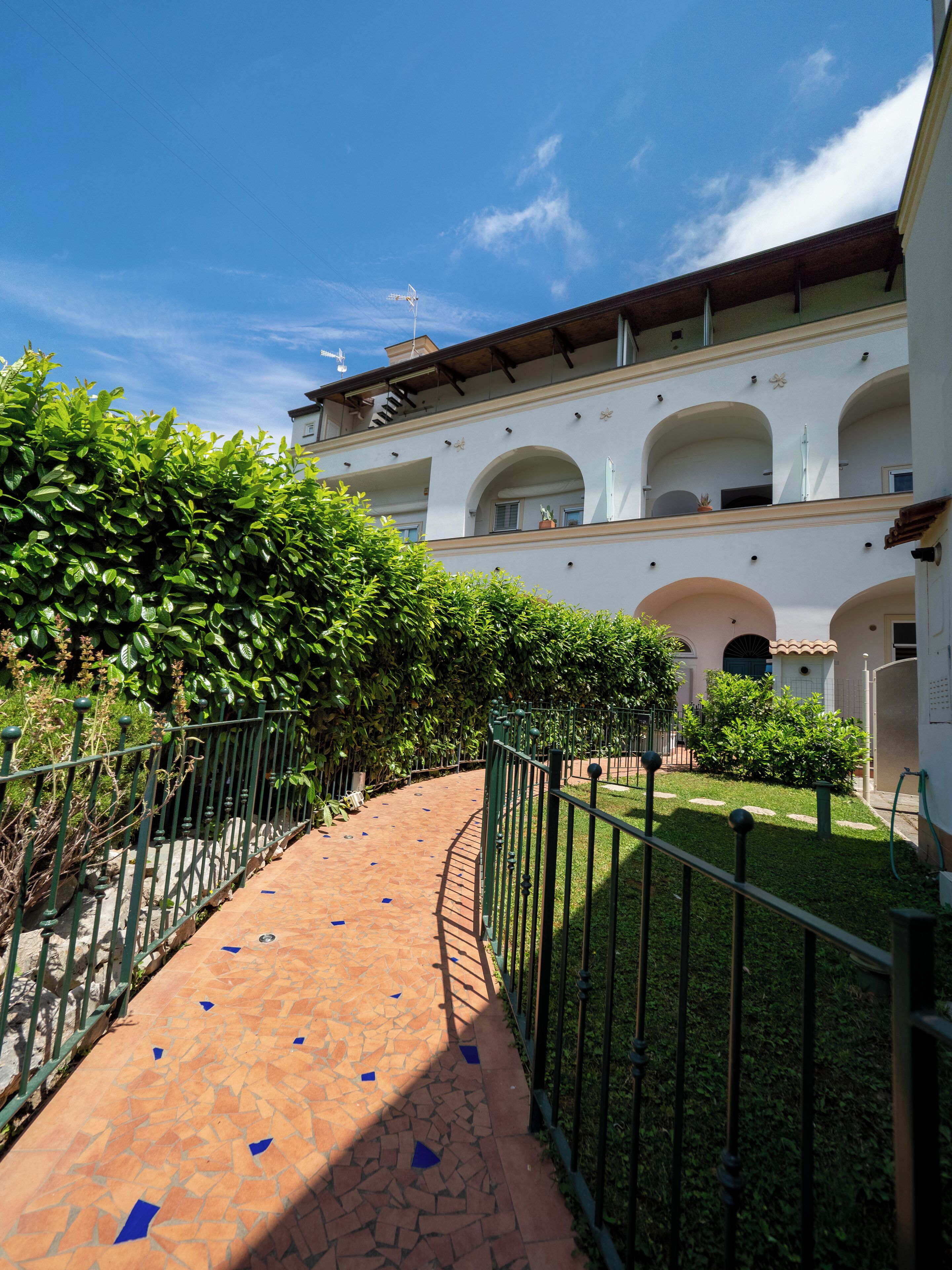 Bagian depan properti